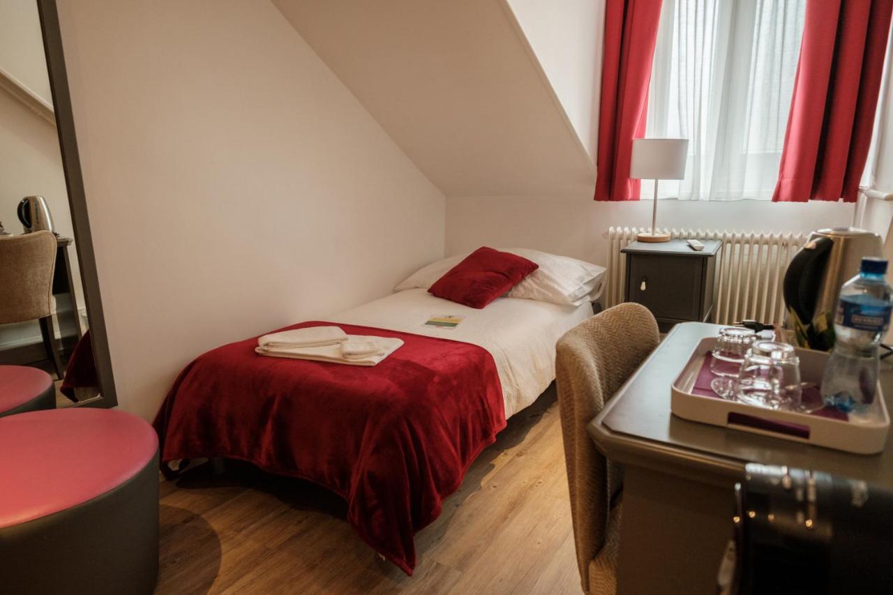 Hotel Du Raisin Lausanne Exterior foto